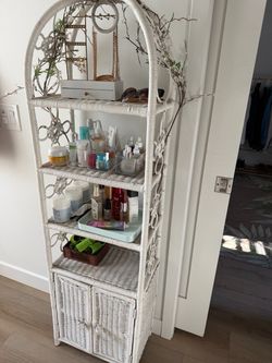 Rattan shelf
