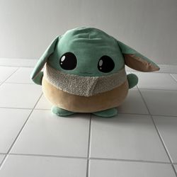 Jumbo Baby Yoda