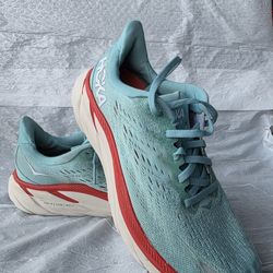 HOKA Clifton 8 Women’s - Size 8 Wide - Good Condition
