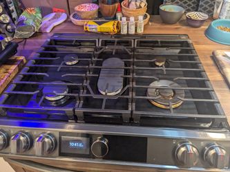 Smart Slide-in Electric Range 6.3 cu. ft. with Smart Dial & Air Fr