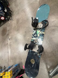 Used Triple Nickle 555 158cm Snowboard w/ Morrow Bindings