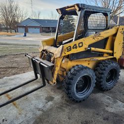 mustang 940 skidsteer bobcat