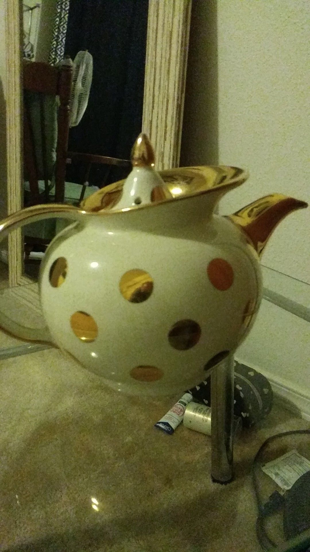 Cute tea pot