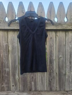 H&M Black V-Neck Sleeveless Tank Top