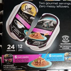 Sheba Gravy Indulgence Entree in Extra Gravy Variety Pack Cat Food, 2.6 oz Twin-Pack Trays
