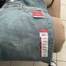Light Blue Levi Jeans Straight