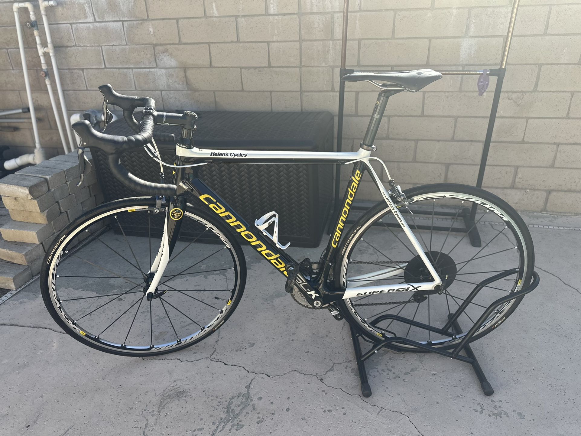 Cannondale Supersix EVO HI-MOD Shimano Ultegra di2 Electric Shifter Mavic Ksyrium elite $2300