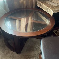 4 chair round table