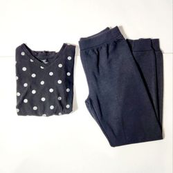 Girl's joggers and long sleeve T-shirt size: 10/12