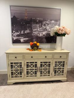 Storage cabinet