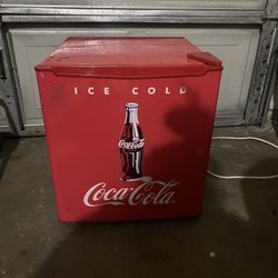 Nostalgic Coca Cola Refrigerator 
