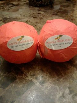 Shea butter bath bomb fizzes 6oz each