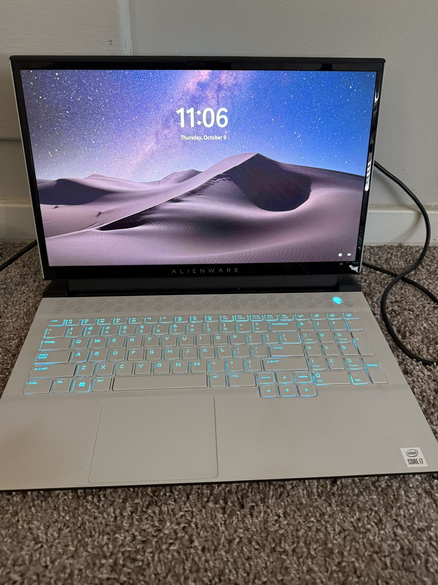 Alienware m17 r4 Gaming Laptop