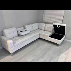 New Large White Sectional With Cup Holder Storage 