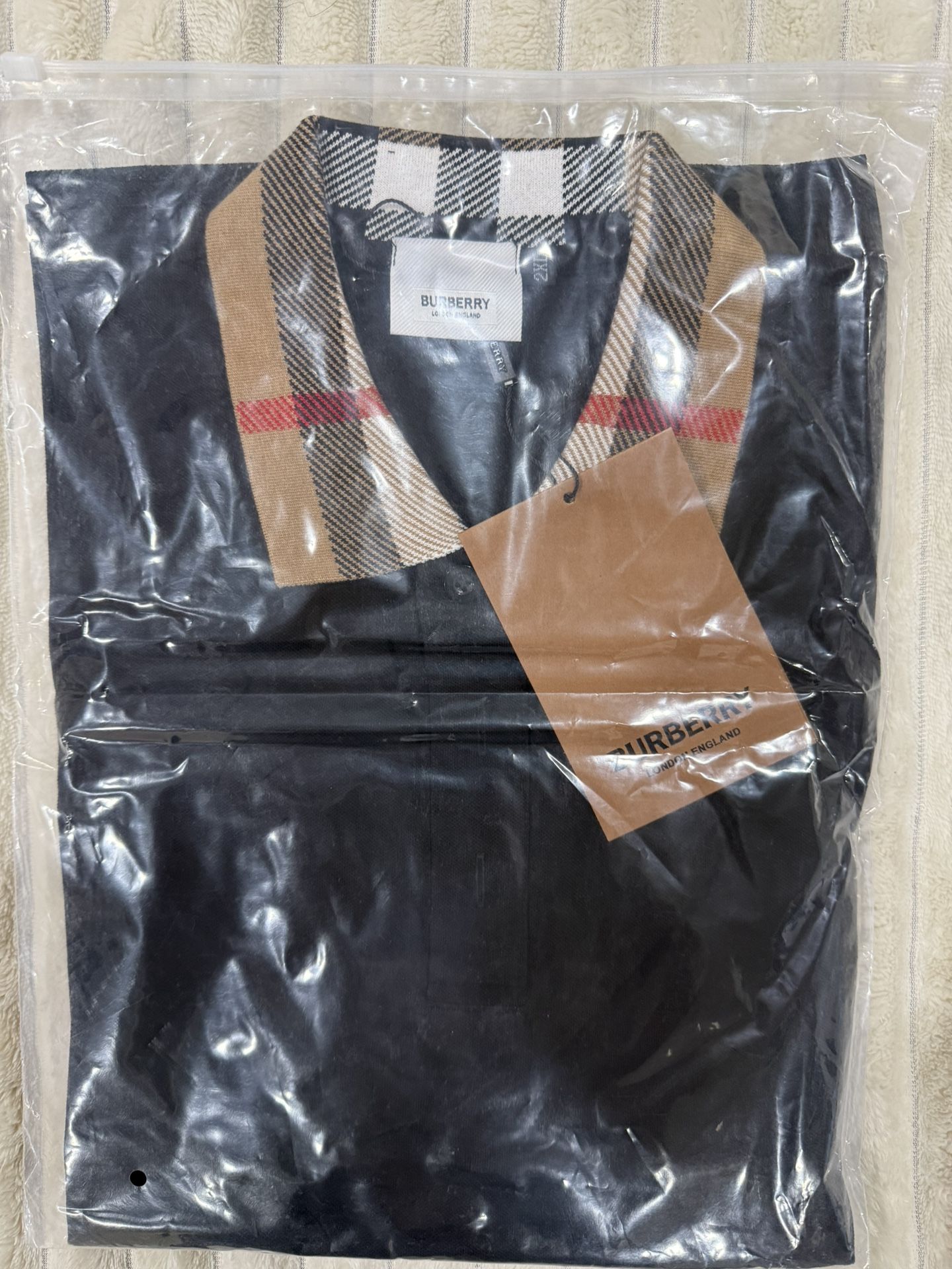 Burberry Men’s Polo Shirt – Black (Size L)