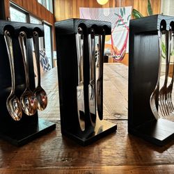 HANSEN STAINLESS STEEL FLATWARE WITH HANGING STANDS