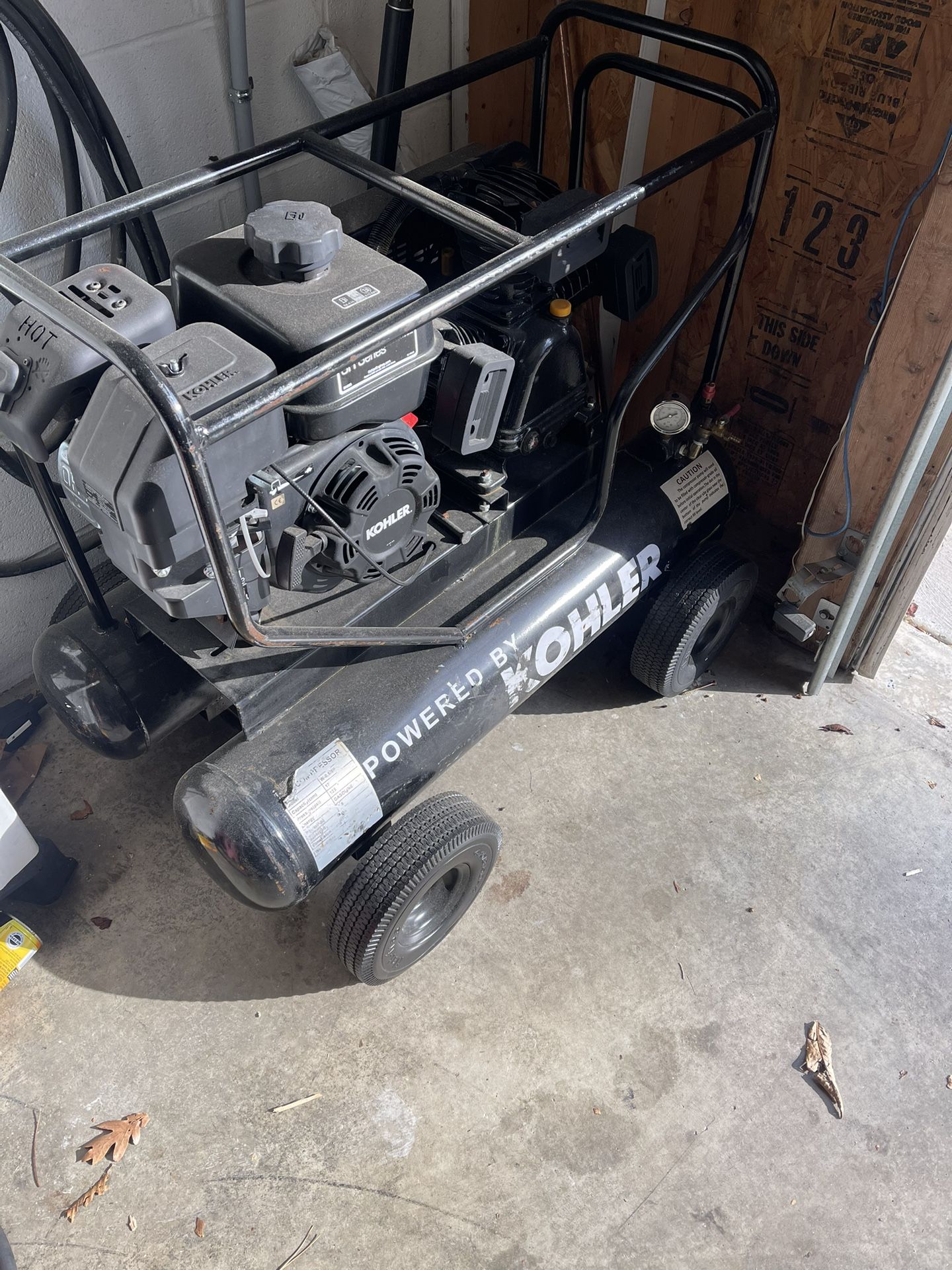 Kohler Gas Air Compressor 20gal
