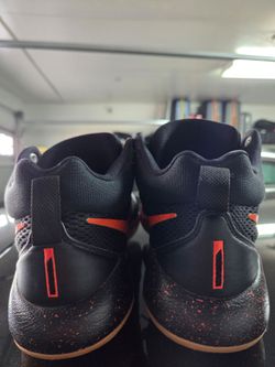 Nike Zoom Rev 2017 Devin Booker PE