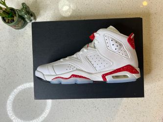 Air Jordan Retro 6 sz 5.5