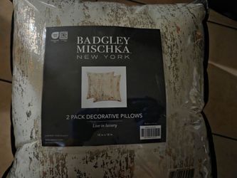 Throw Pillows