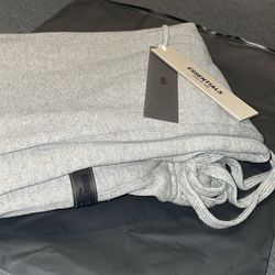 Essentials FEAR OF GOD