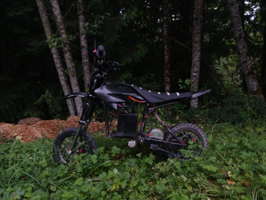 60v razor 1,500$