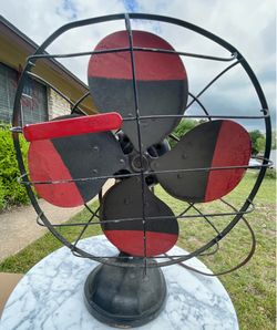 Cool and Collectible Vintage Desk Fan