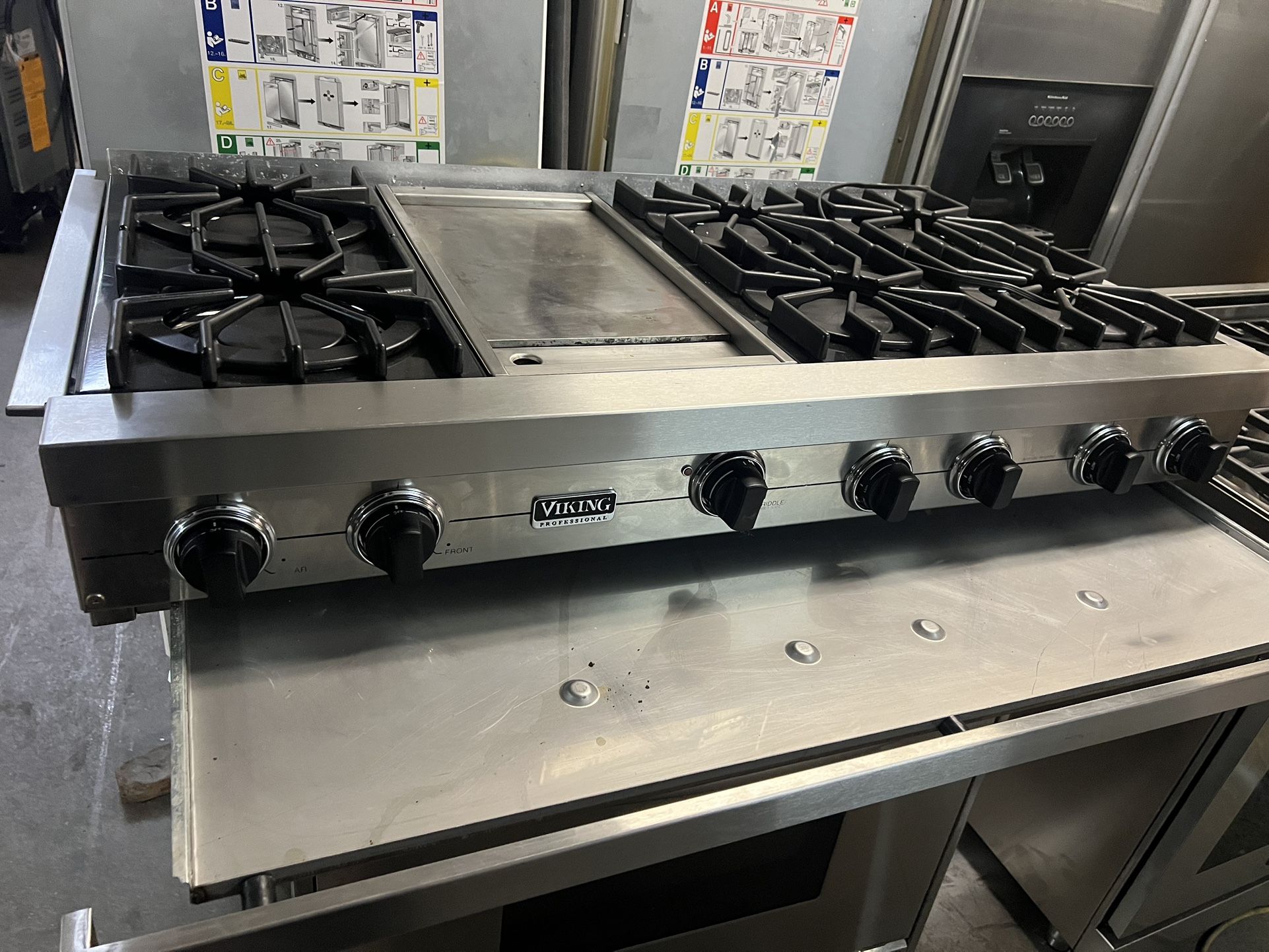 Viking Gas Range Top 48” Professional 2yr Warranty