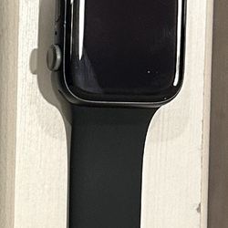 Apple Watch Series 4 GPS