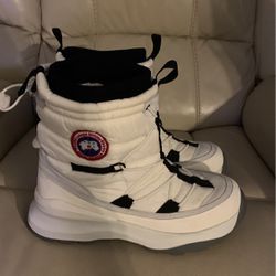Canada Goose Snow Boots