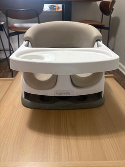 Ingenuity Baby Booster Dinning Chair