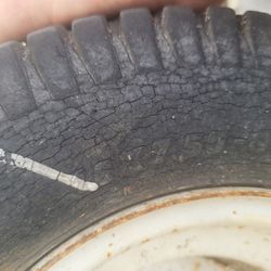 ((READ AD))((set Of TWO))((TWO 16x7.5x8 FRONT Craftsman/husqvarna/johndeere Wheels)) Riding Mower 