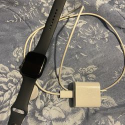 Apple Watch  Series 7 Got Box As We’ll Asking 400 Obo