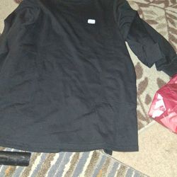 Maternity Long Sweatshirt. New. Size Med