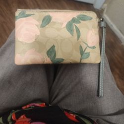 Coach Wristlet Wallet 