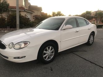 2006 Buick la crosse GXL low miles, beautiful white color, garage kept,super nice ride