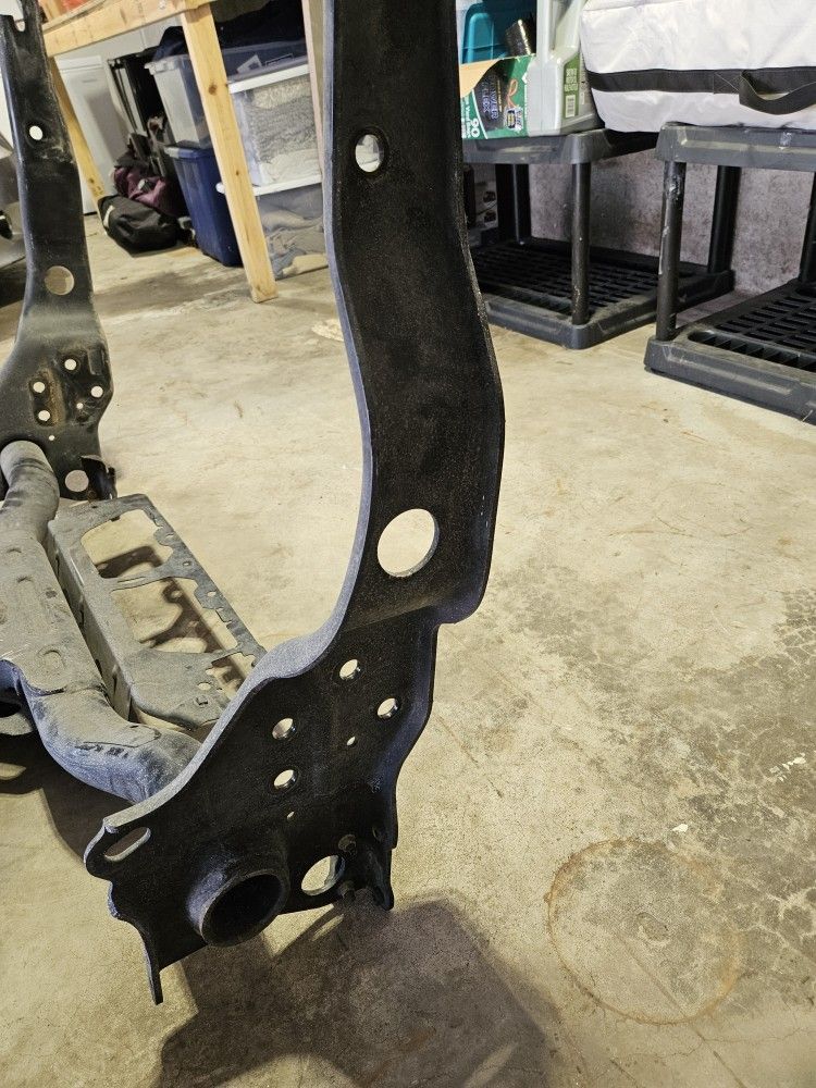 Toyota Tundra Truck Hitch & Front Grill