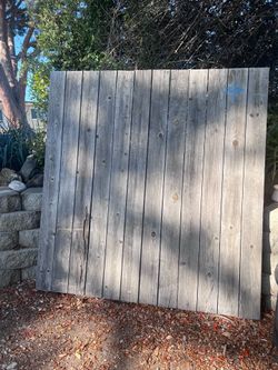 Free XL Wooden Pallet