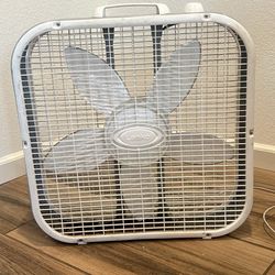 Lasko box Fan