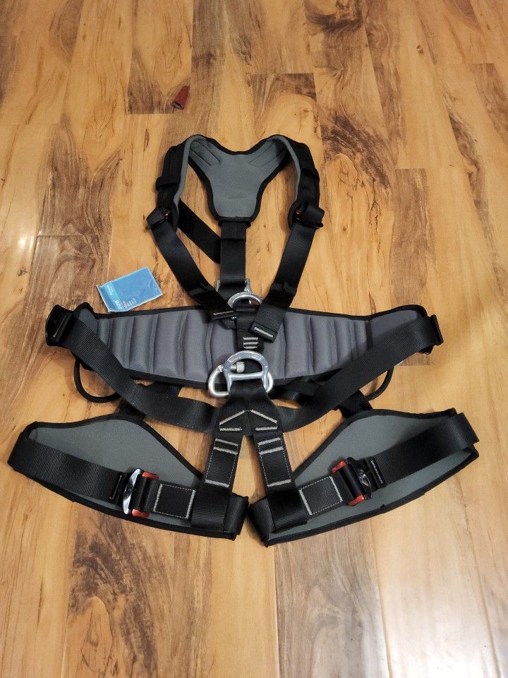 New, SOB Full Body Climbing Harness