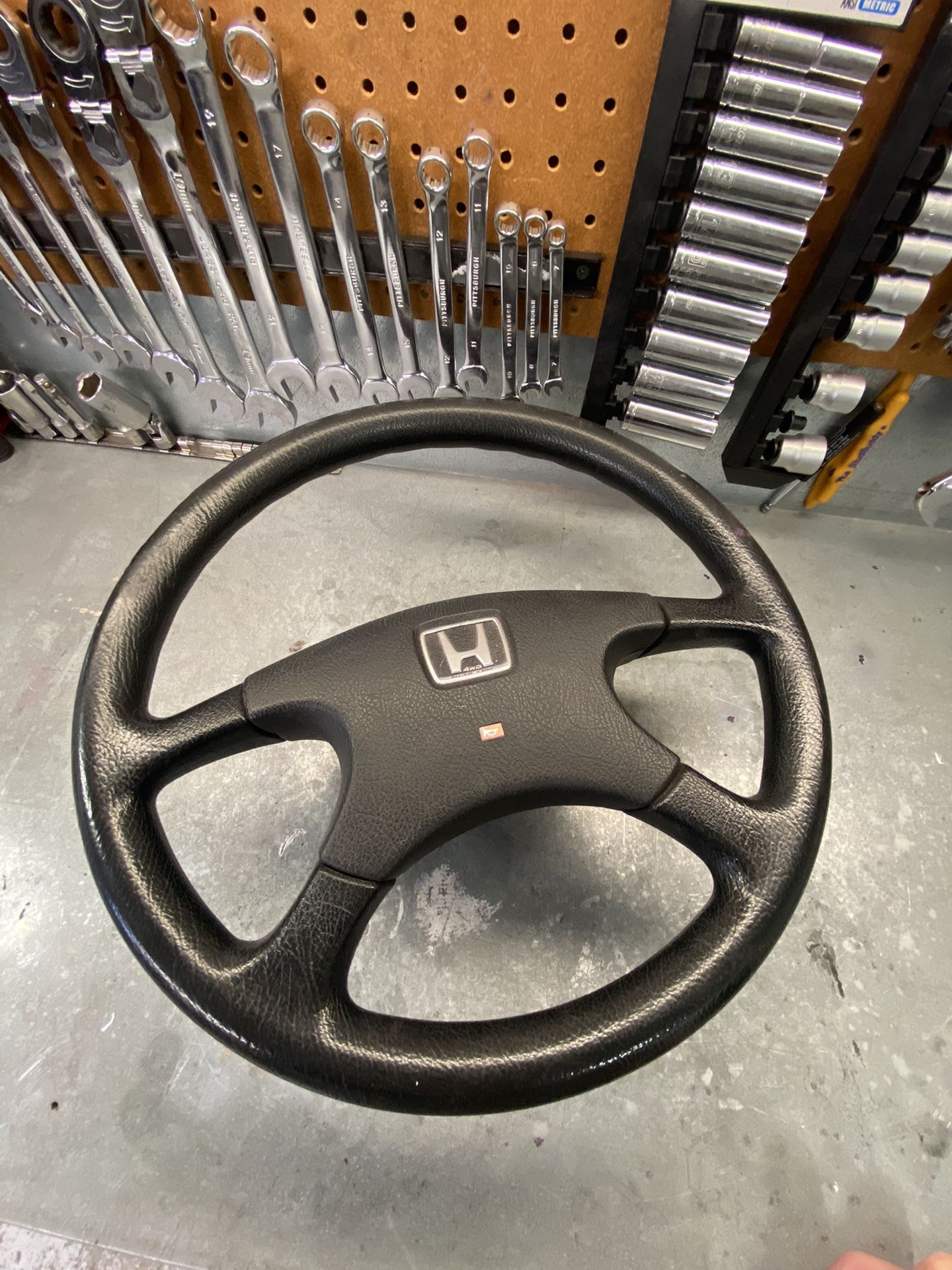 1(contact info removed) Honda EF RT-4wd civic wagon steering wheel