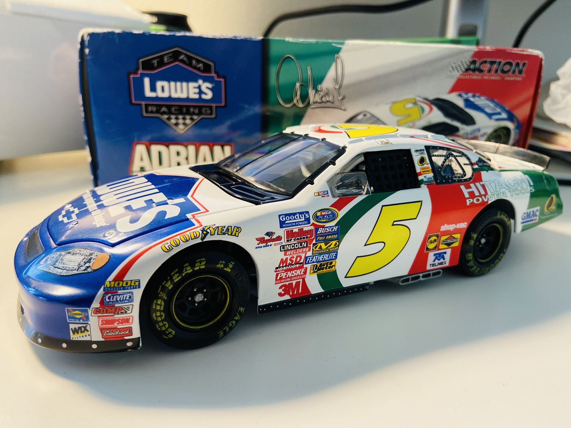 Adrian Fernandez #5 Monte Carlo 2005. 1 Of 1500. Action Die cast 1:24
