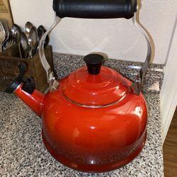 Le Creuset Steel Kettle Tea Pot 