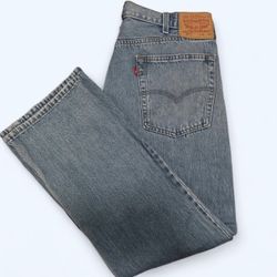 Levi's Men’s blue denim jeans 