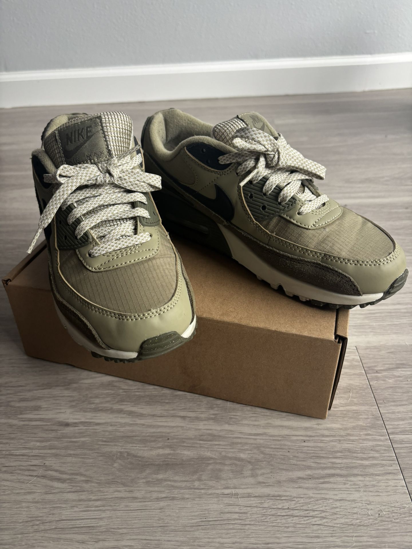 Nike Air Max 90 - Olive Green/Black - Men’s 7.5