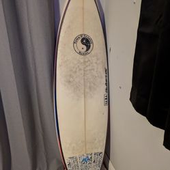 Sharp Eye Surfboard 5'10 