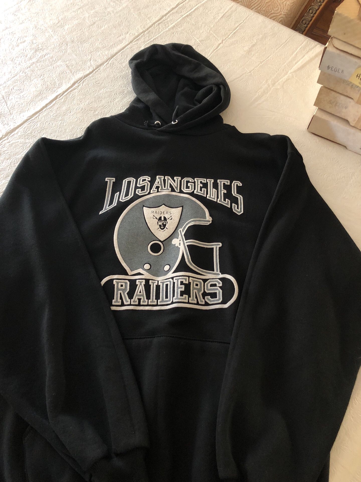 Los Angeles Raiders Hoodie for Sale in Anaheim, CA - OfferUp