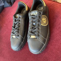 Versace Jeans Couture Men’s Sneakers – Black & Gold – Size 10.5
