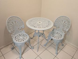 Cast iron bistro set