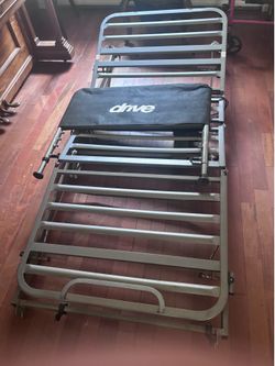 Mechanical Hospital bed